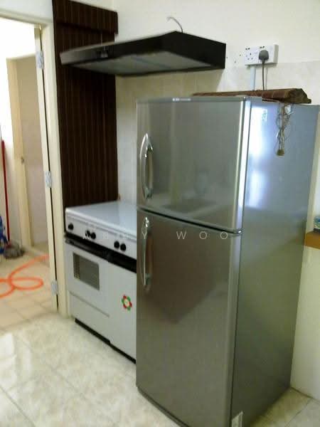 Condominium for Rent at Marina Bay Condominium - Abby Woo - Kitchen - PropertyGuru.com.my