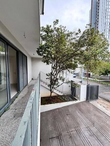 Rumah Teres 3-Tingkat untuk Dijual di Gelugor (Penang) - Tan Jing Yi - Exterior - PropertyGuru.com.my