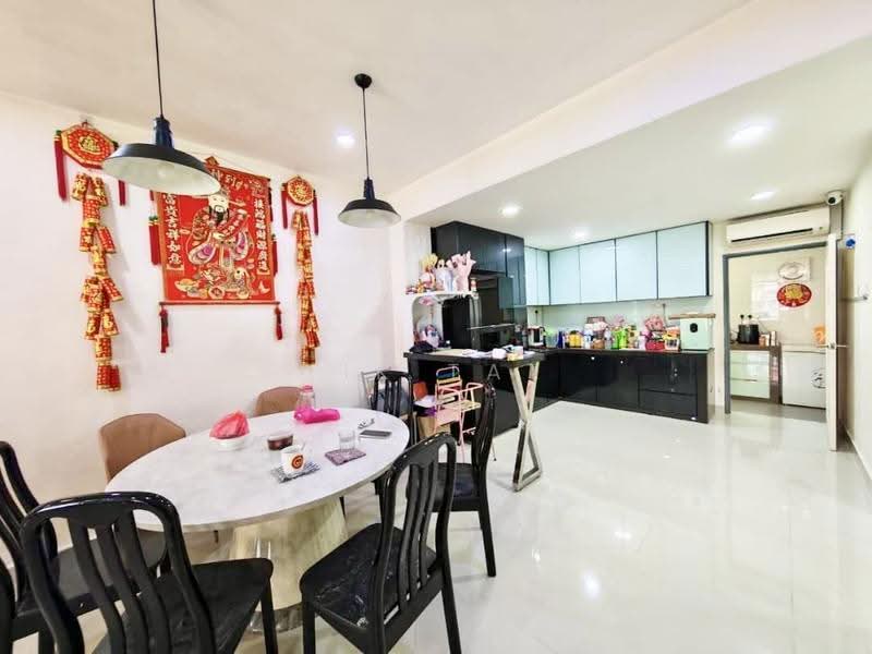 Rumah Teres 2-Tingkat untuk Dijual di Taman Impian Emas (Skudai) - Yik Tat - Dining Room - PropertyGuru.com.my