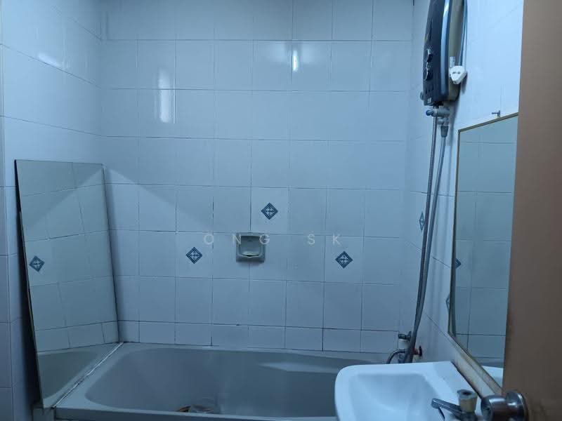 Condominium for Rent at Villa Angsana - Ong SK - Bathroom - PropertyGuru.com.my