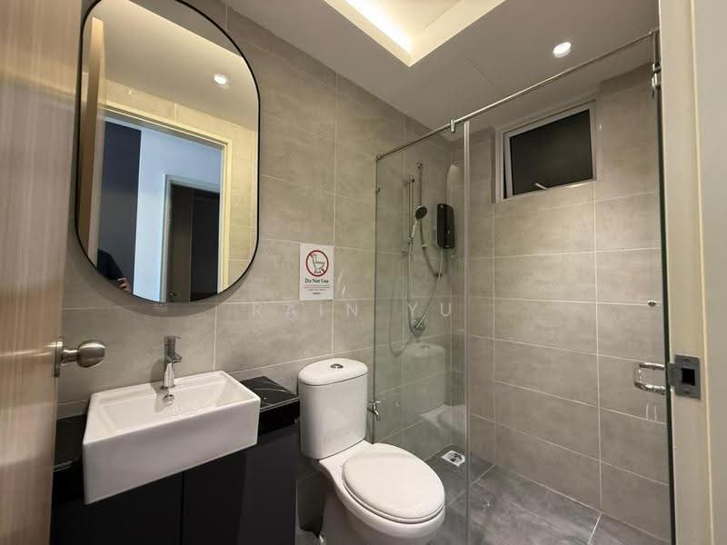 Condominium for Sale at QuayWest Residence - Rain Yu - Bathroom - PropertyGuru.com.my