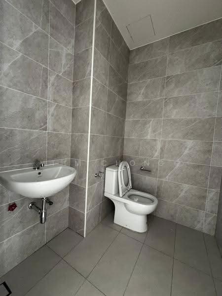 2-storey Terraced House for Sale in Taman Ekoflora (Johor Bahru) - Tim Chong - Bathroom - PropertyGuru.com.my