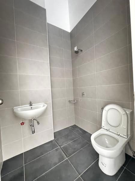 2-storey Terraced House for Sale in Taman Ekoflora (Johor Bahru) - Tim Chong - Bathroom - PropertyGuru.com.my