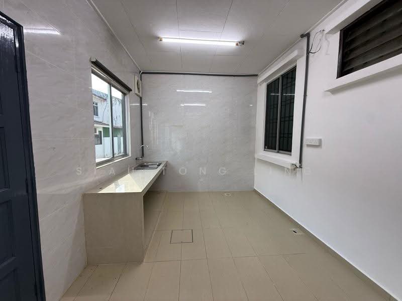 2-storey Terraced House for Sale in Bukit Indah (Iskandar Puteri (Nusajaya)) - Siau Tong Ling - Kitchen - PropertyGuru.com.my