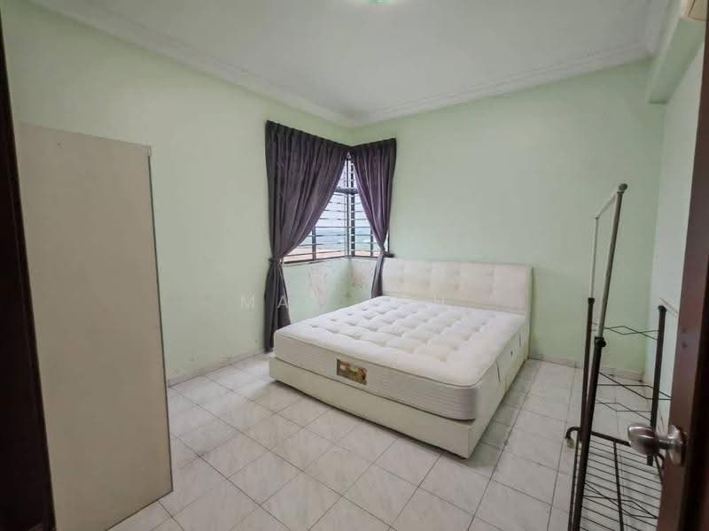 Apartment for Sale at Mewah View Luxurious Apartments - Max Loh - Bedroom - PropertyGuru.com.my