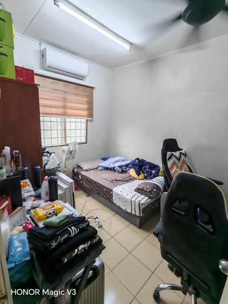 Pangsapuri untuk Dijual di Sri Ehsan - Jasmine Loo - Bedroom - PropertyGuru.com.my