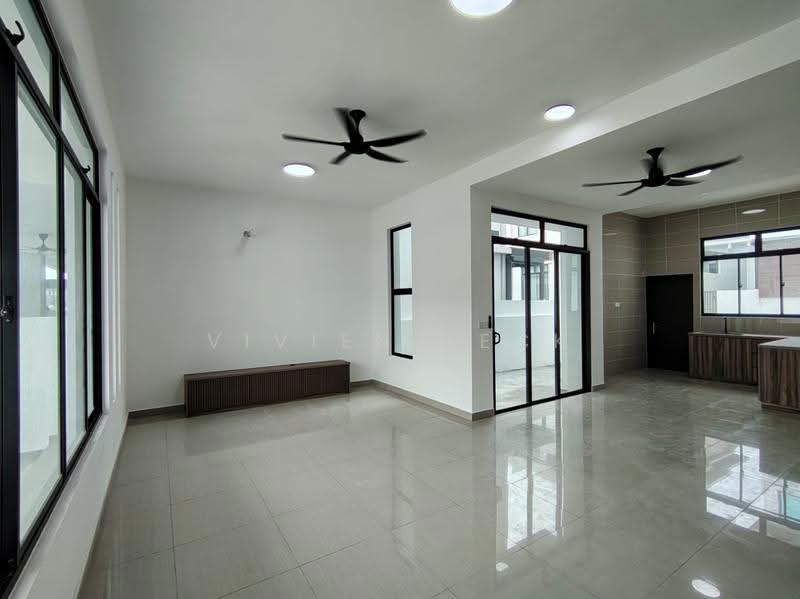 2-storey Terraced House for Rent in Taman Pelangi Indah (Ulu Tiram) - Vivien Keck - Living Room - PropertyGuru.com.my