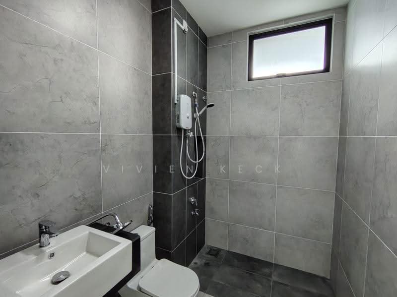 2-storey Terraced House for Rent in Taman Pelangi Indah (Ulu Tiram) - Vivien Keck - Bathroom - PropertyGuru.com.my