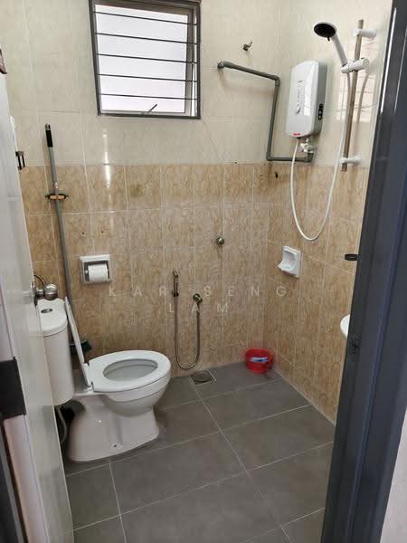 2-storey Terraced House for Rent in Setia Impian (Setia Alam) - Kar Seng Lam - Bathroom - PropertyGuru.com.my