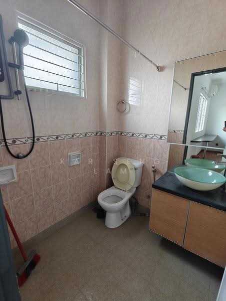 2-storey Terraced House for Rent in Setia Impian (Setia Alam) - Kar Seng Lam - Bathroom - PropertyGuru.com.my