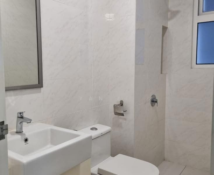 Kediaman Servis untuk Dijual di Eco Sky - Yan Zi - Bathroom - PropertyGuru.com.my