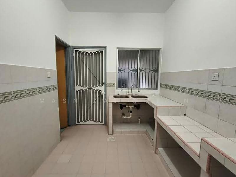 2-storey Terraced House for Sale in Ampang Jaya (Ampang) - Masnizah Arifin - Kitchen - PropertyGuru.com.my