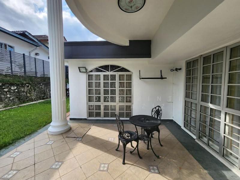 Semi-Detached House for Sale in Seksyen 9 (Shah Alam) - Rafedah Binti Abdul Aziz - Exterior - PropertyGuru.com.my