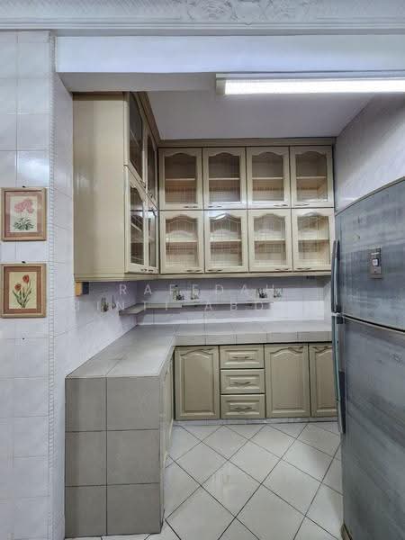 Semi-Detached House for Sale in Seksyen 9 (Shah Alam) - Rafedah Binti Abdul Aziz - Kitchen - PropertyGuru.com.my