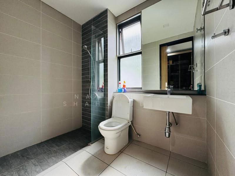 Semi-Detached House for Sale in Elmina (Shah Alam) - Nahathir Shahabudin - Bathroom - PropertyGuru.com.my