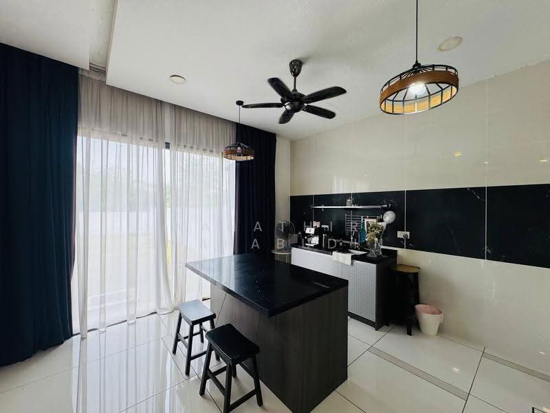 Semi-Detached House for Sale in Elmina (Shah Alam) - Nahathir Shahabudin - Kitchen - PropertyGuru.com.my