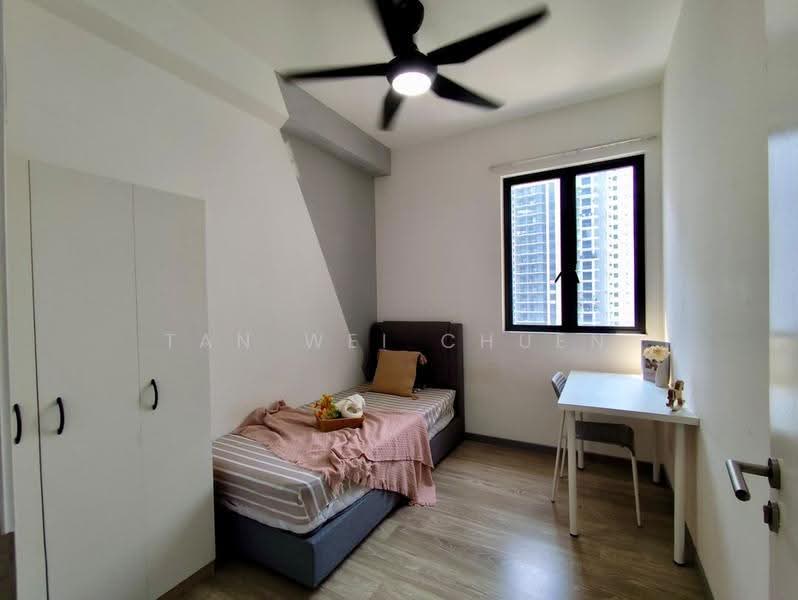 Kediaman Servis untuk Disewa di United Point (Residensi Berpadu) - Tan Wei Chuen - Bedroom - PropertyGuru.com.my