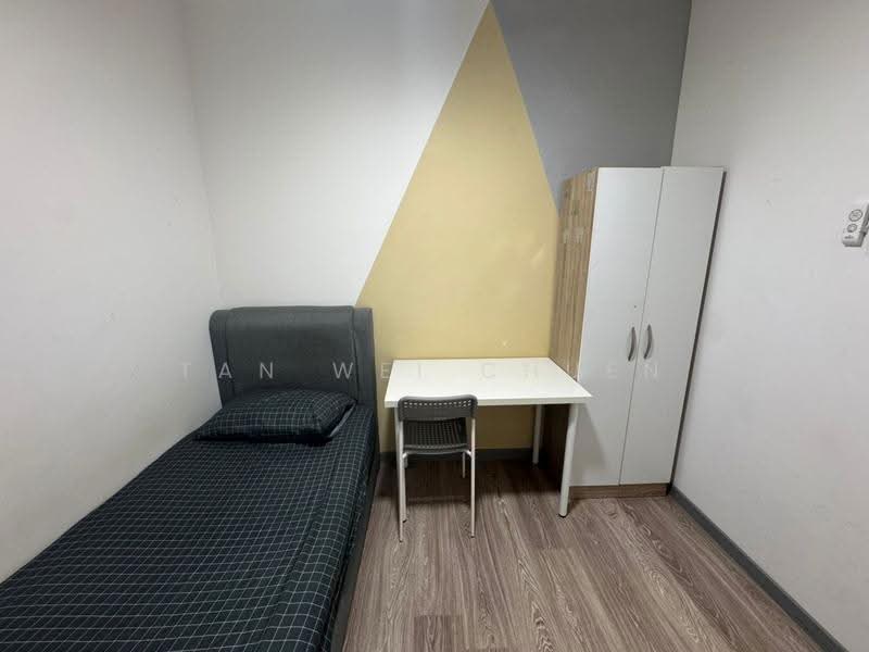 Kediaman Servis untuk Disewa di United Point (Residensi Berpadu) - Tan Wei Chuen - Bedroom - PropertyGuru.com.my
