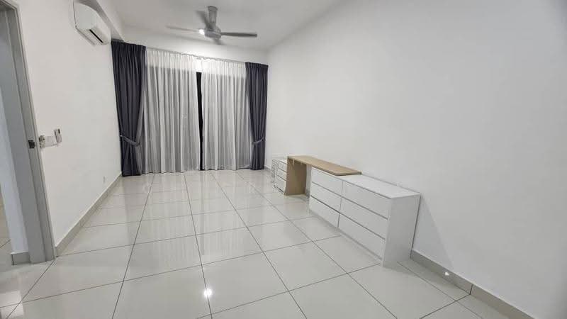 Kediaman Servis untuk Disewa di Setia City Residences - Cherry Chin - Master Room - PropertyGuru.com.my