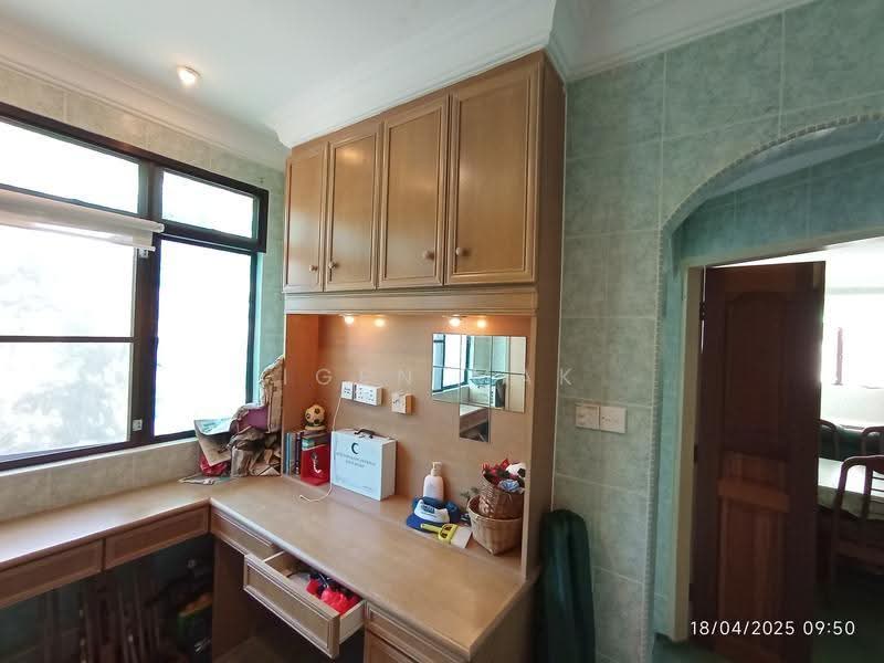 Bungalow House for Sale in Cameron Highlands (Pahang) - Igen Mak - Study - PropertyGuru.com.my