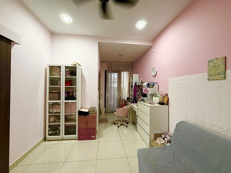 Terraced House for Sale in Elmina (Shah Alam) - NORFADILAH ZAINUDDIN - Living Room - PropertyGuru.com.my