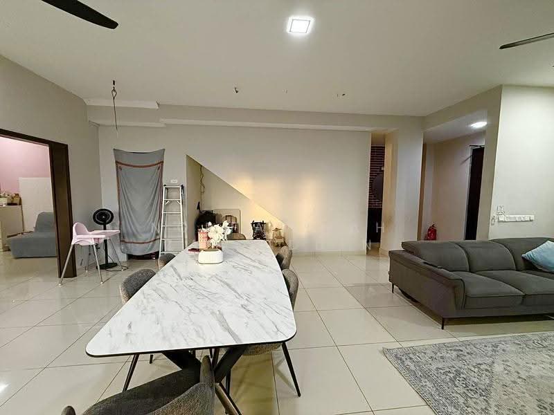 Terraced House for Sale in Elmina (Shah Alam) - NORFADILAH ZAINUDDIN - Living Room - PropertyGuru.com.my