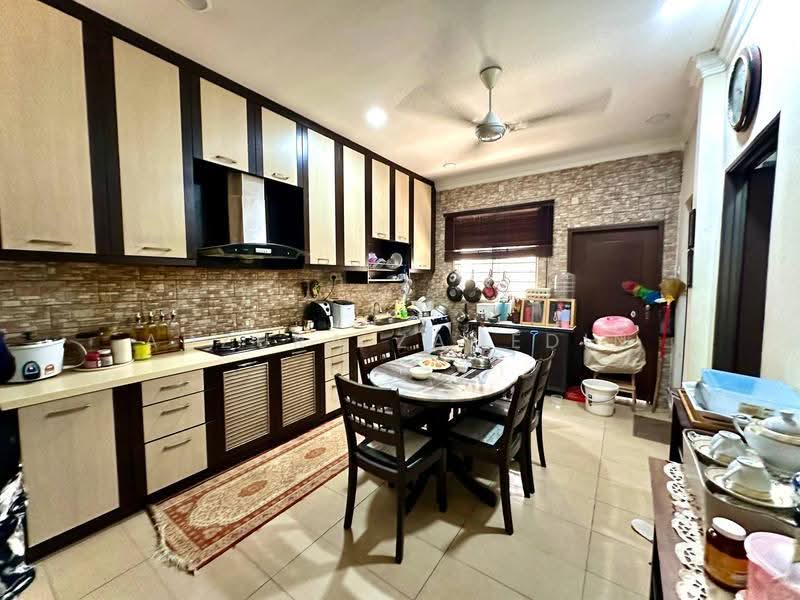 2-storey Terraced House for Sale in Denai Alam (Shah Alam) - Adzura Zamedin - Kitchen - PropertyGuru.com.my