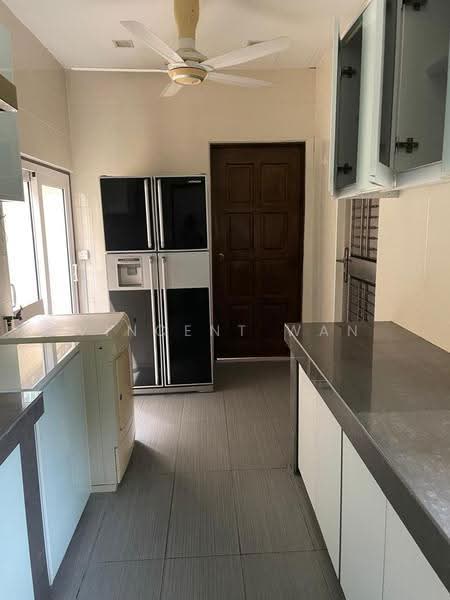 Bungalow House for Sale in Kota Kemuning (Shah Alam) - Vincent Wan - Kitchen - PropertyGuru.com.my