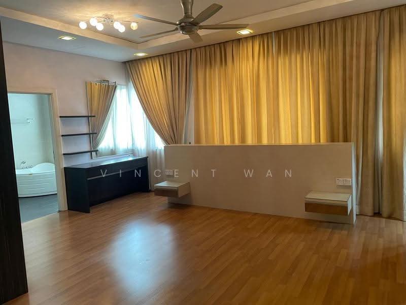 Bungalow House for Sale in Kota Kemuning (Shah Alam) - Vincent Wan - Bedroom - PropertyGuru.com.my