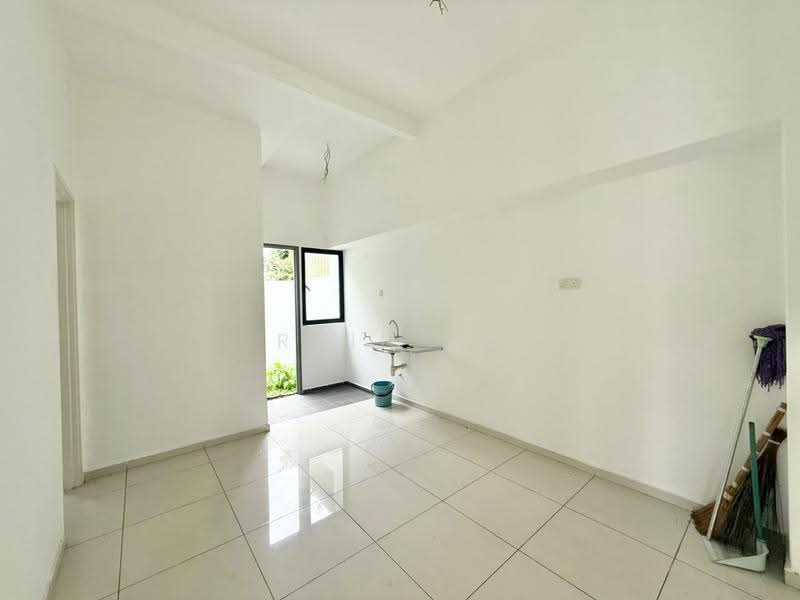 Semi-Detached House for Sale in Bukit Jambul (Penang) - Rain Yu - Kitchen - PropertyGuru.com.my
