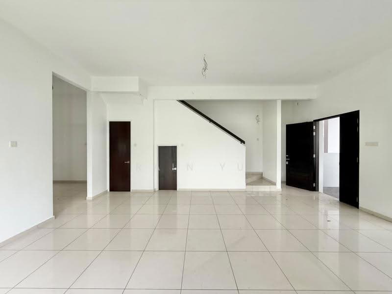 Semi-Detached House for Sale in Bukit Jambul (Penang) - Rain Yu - Living area - PropertyGuru.com.my