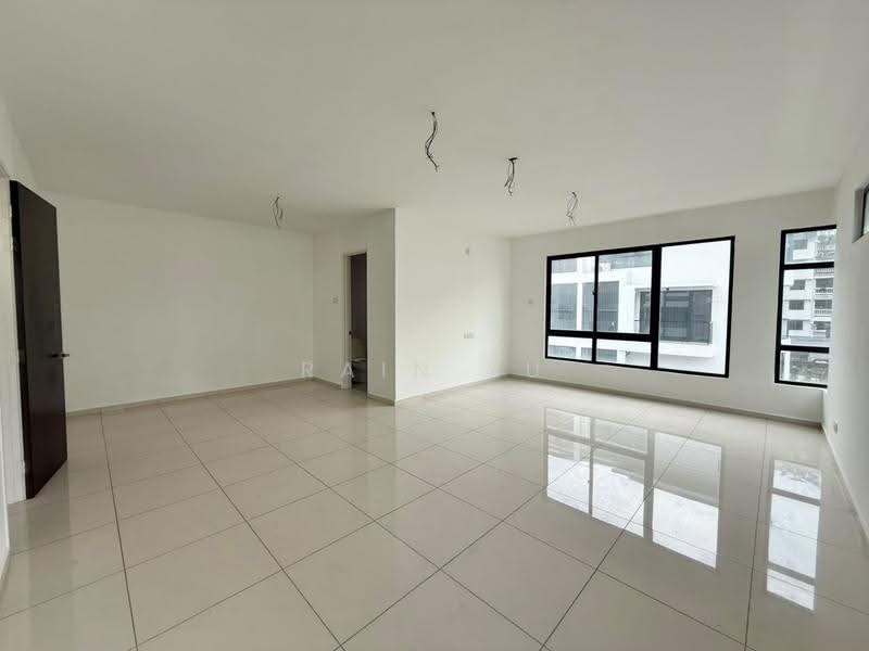 Semi-Detached House for Sale in Bukit Jambul (Penang) - Rain Yu - Masted Bedroom Level 3 - PropertyGuru.com.my