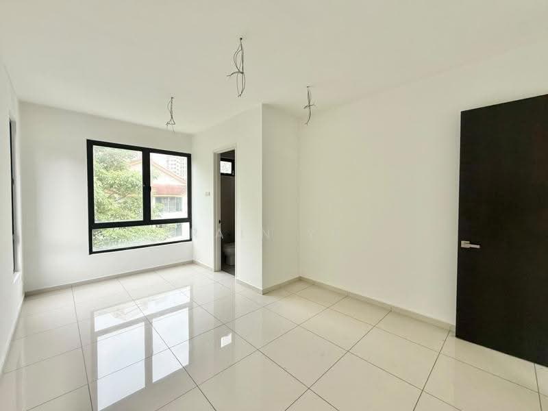 Semi-Detached House for Sale in Bukit Jambul (Penang) - Rain Yu - Bedroom - PropertyGuru.com.my