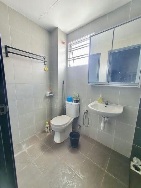 Rumah Teres 2-Tingkat untuk Dijual di Dengkil (Selangor) - Norhafiz Bin Mohd Nor - Bathroom - PropertyGuru.com.my