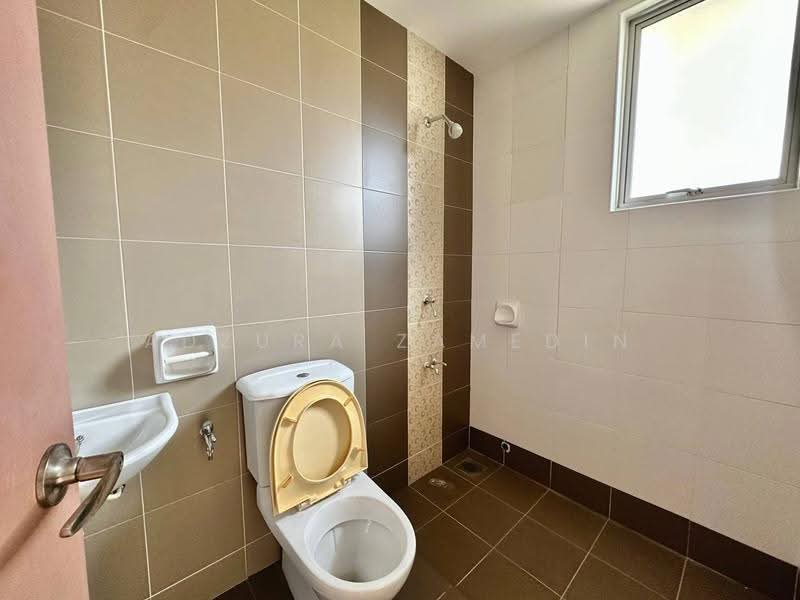 2-storey Terraced House for Sale in Denai Alam (Shah Alam) - Adzura Zamedin - PropertyGuru.com.my