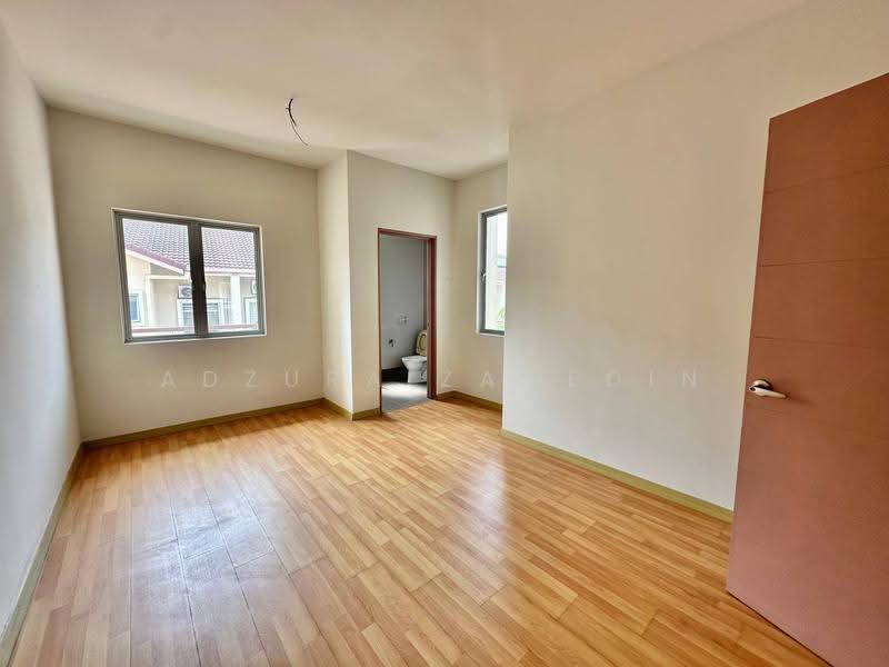 2-storey Terraced House for Sale in Denai Alam (Shah Alam) - Adzura Zamedin - PropertyGuru.com.my