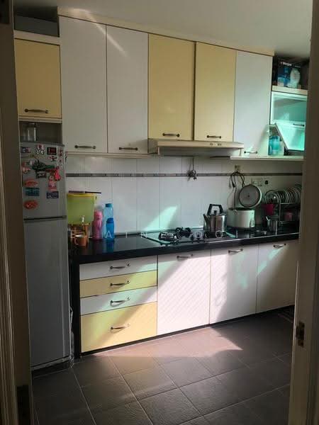 Kondominium untuk Dijual di Tanjung Park Condominium - Elaine Ooi - Kitchen - PropertyGuru.com.my
