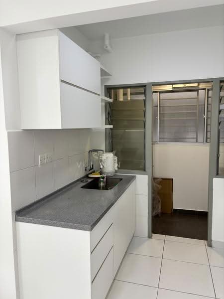 Apartment for Sale at Gapura Bayu - Vinn . - PropertyGuru.com.my
