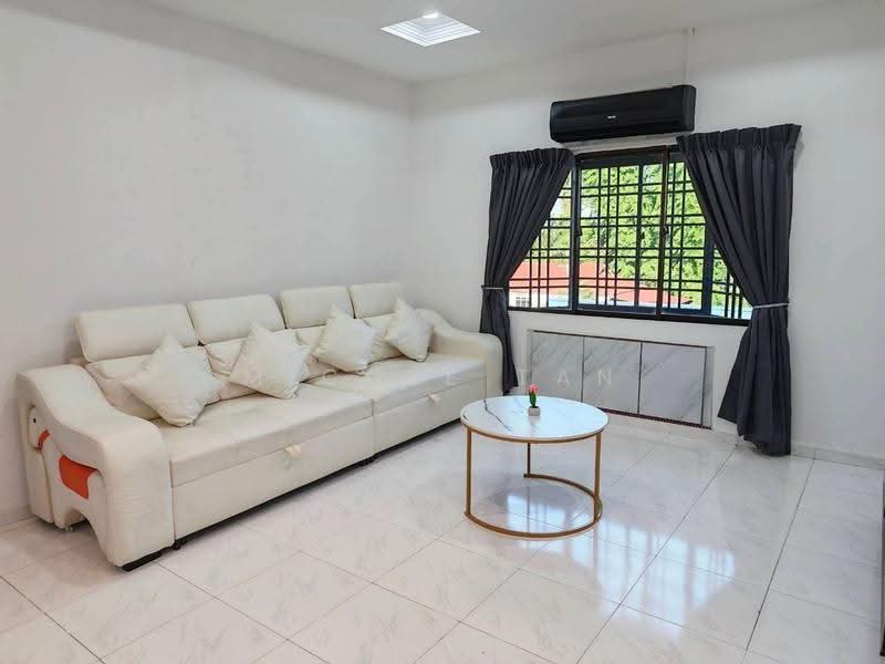 Pangsapuri untuk Disewa di Wisma 2020 - Micole Tan - Living Room - PropertyGuru.com.my
