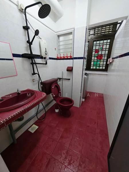 Pangsapuri untuk Disewa di Wisma 2020 - Micole Tan - Bathroom - PropertyGuru.com.my