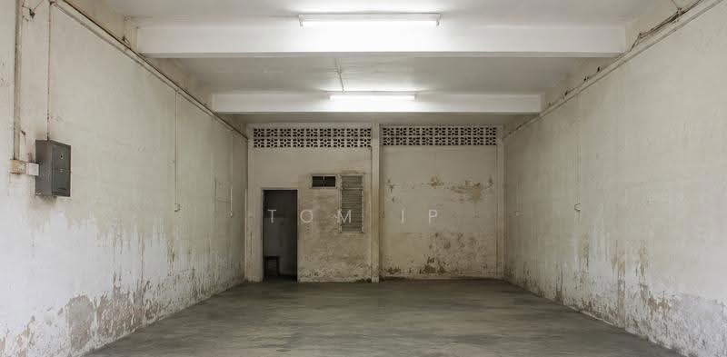 Shop for Sale in Bukit Bintang (KL City Centre) - Tom Ip - Interior - PropertyGuru.com.my