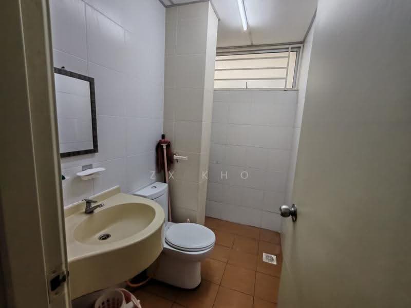 Condominium for Sale at Platinum Lake PV 16 - ZX KHO - Bathroom - PropertyGuru.com.my