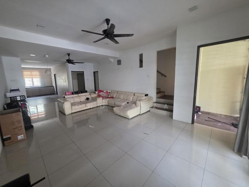 2-storey Terraced House for Sale in Nilai (Negeri Sembilan) - Mohd Faizal - Living Room - PropertyGuru.com.my