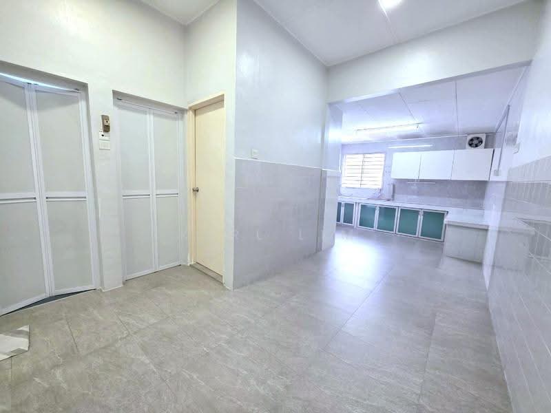 Rumah Teres 1-Tingkat untuk Dijual di Taman Johor Jaya (Johor Bahru) - Karl Lim - Kitchen - PropertyGuru.com.my