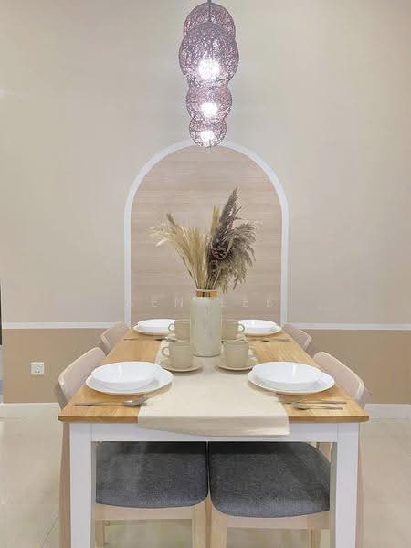 Kondominium untuk Disewa di One Cochrane Residence - Ken Lee - Dining Room - PropertyGuru.com.my