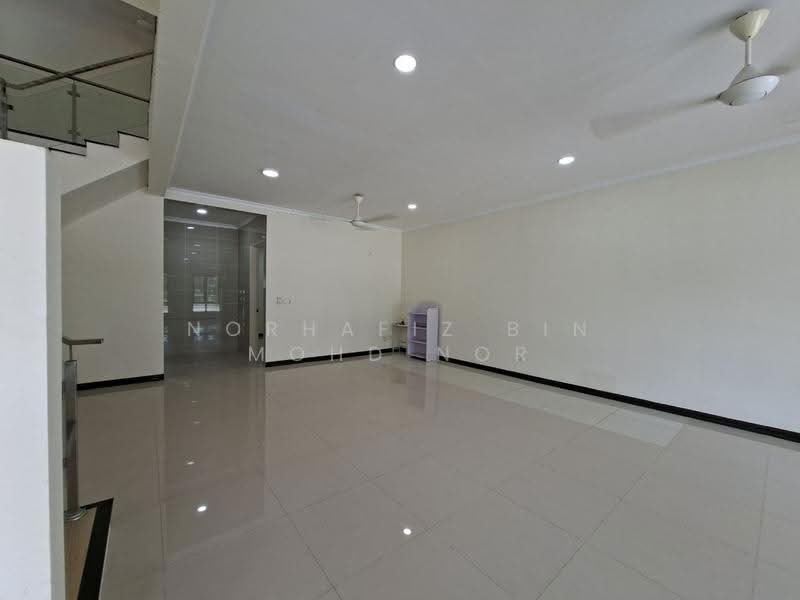 Rumah Teres untuk Disewa di Shah Alam (Selangor) - Norhafiz Bin Mohd Nor - Living Room - PropertyGuru.com.my