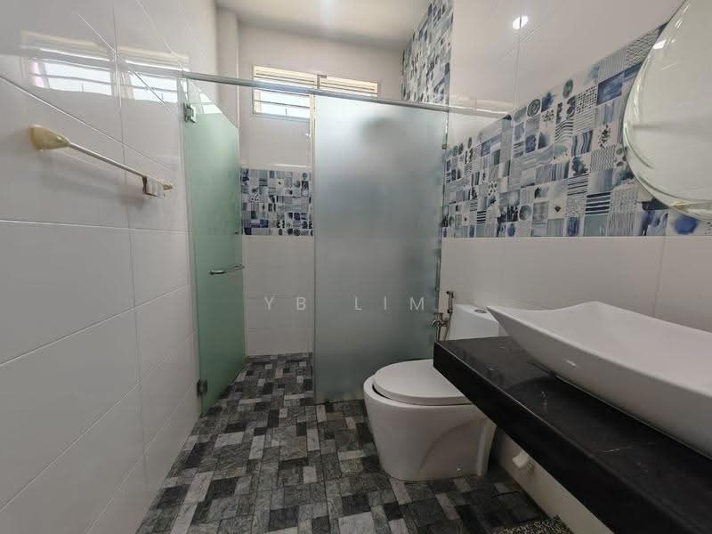 Bungalow House for Sale in Ayer Keroh (Melaka) - YB Lim - PropertyGuru.com.my