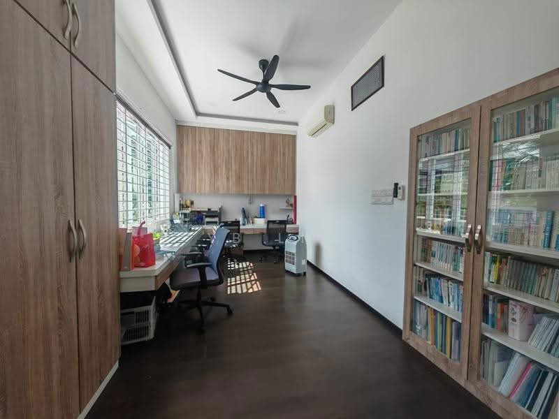 Bungalow House for Sale in Ayer Keroh (Melaka) - YB Lim - PropertyGuru.com.my