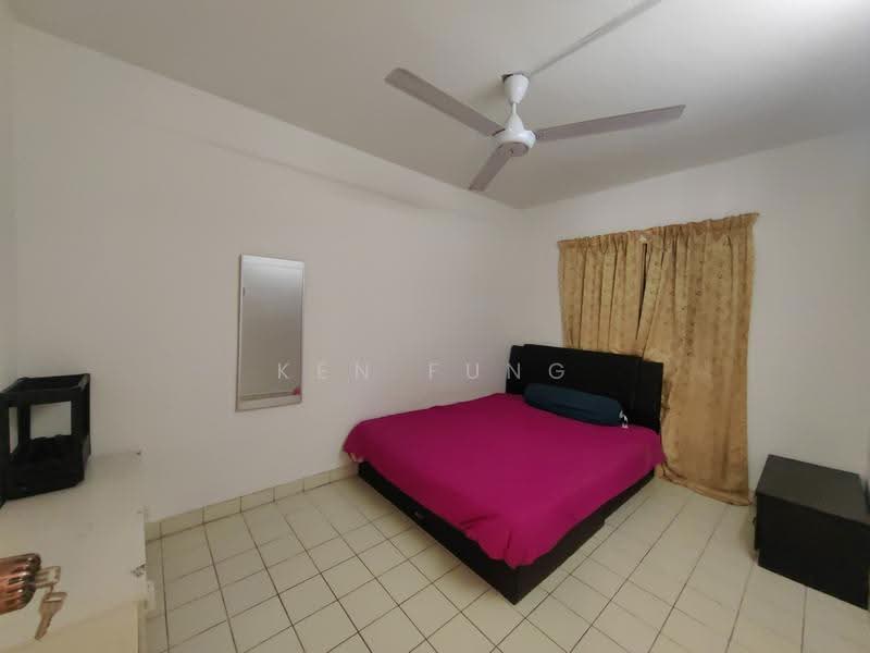 Flat for Rent at Desa Sri Puteri - Ken Fung - Bedroom - PropertyGuru.com.my
