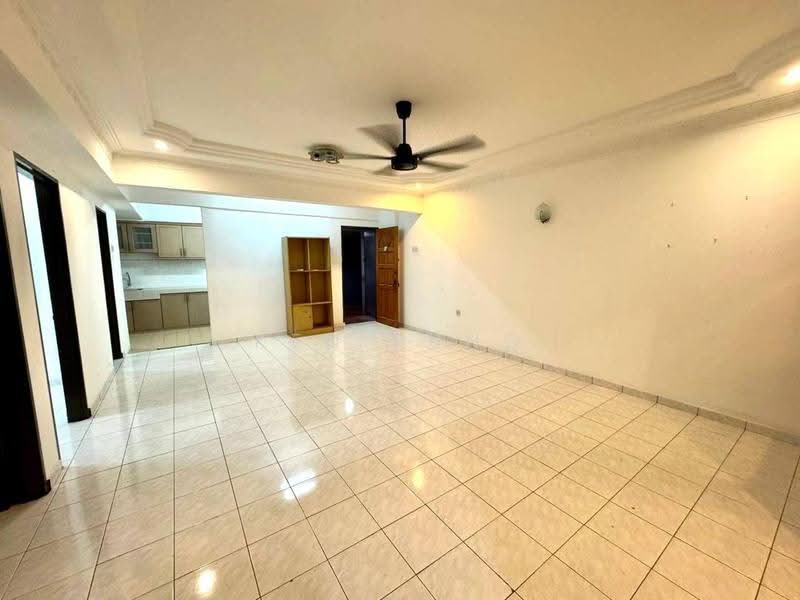Pangsapuri untuk Disewa di Sri Camellia - Ken Fung - Living Room - PropertyGuru.com.my